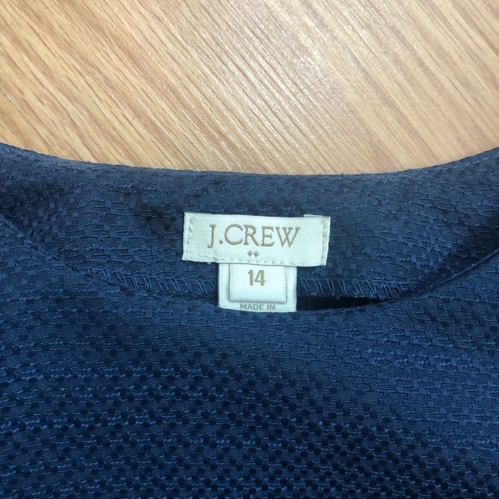 J Crew TOP - Picture 3 of 3